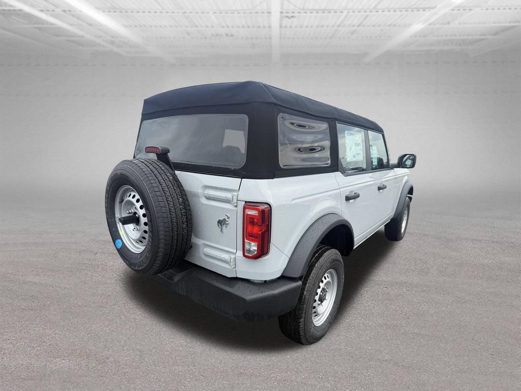 New 2026 Ford Bronco 4-Door AWD/4WD image 3