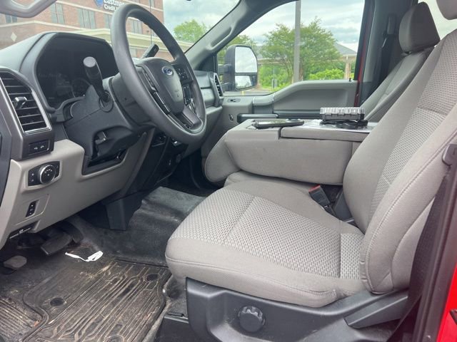 Used 2022 Ford F350 XLT w/ Black Appearance Package AWD/4WD image 5