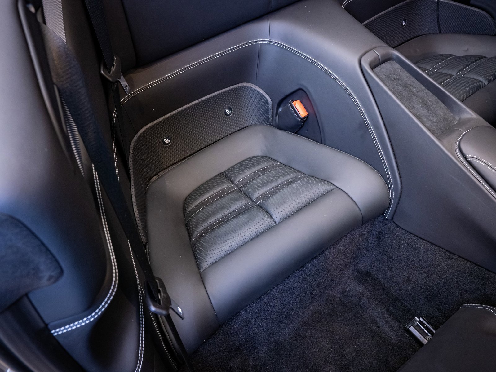 Used 2022 Ferrari Portofino M image 24