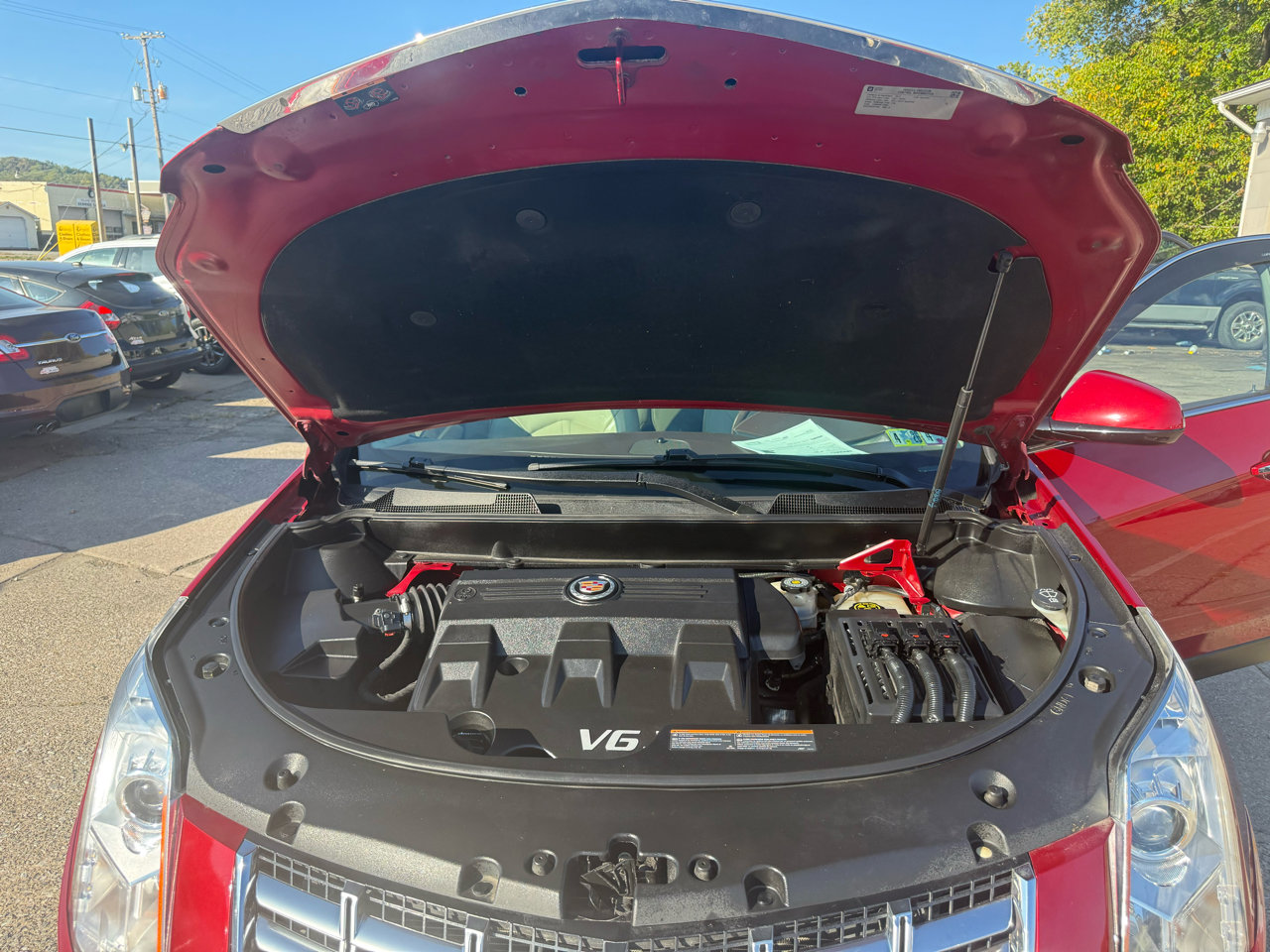 Used 2015 Cadillac SRX Luxury w/ Driver Awareness Package image 86