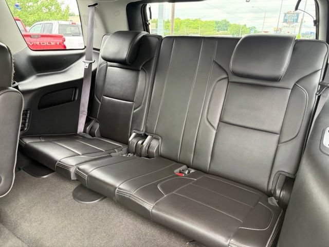 Used 2017 GMC Yukon Denali w/ Open Road Package AWD/4WD image 31