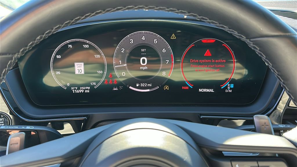 Used 2024 Porsche Cayenne Coupe image 15