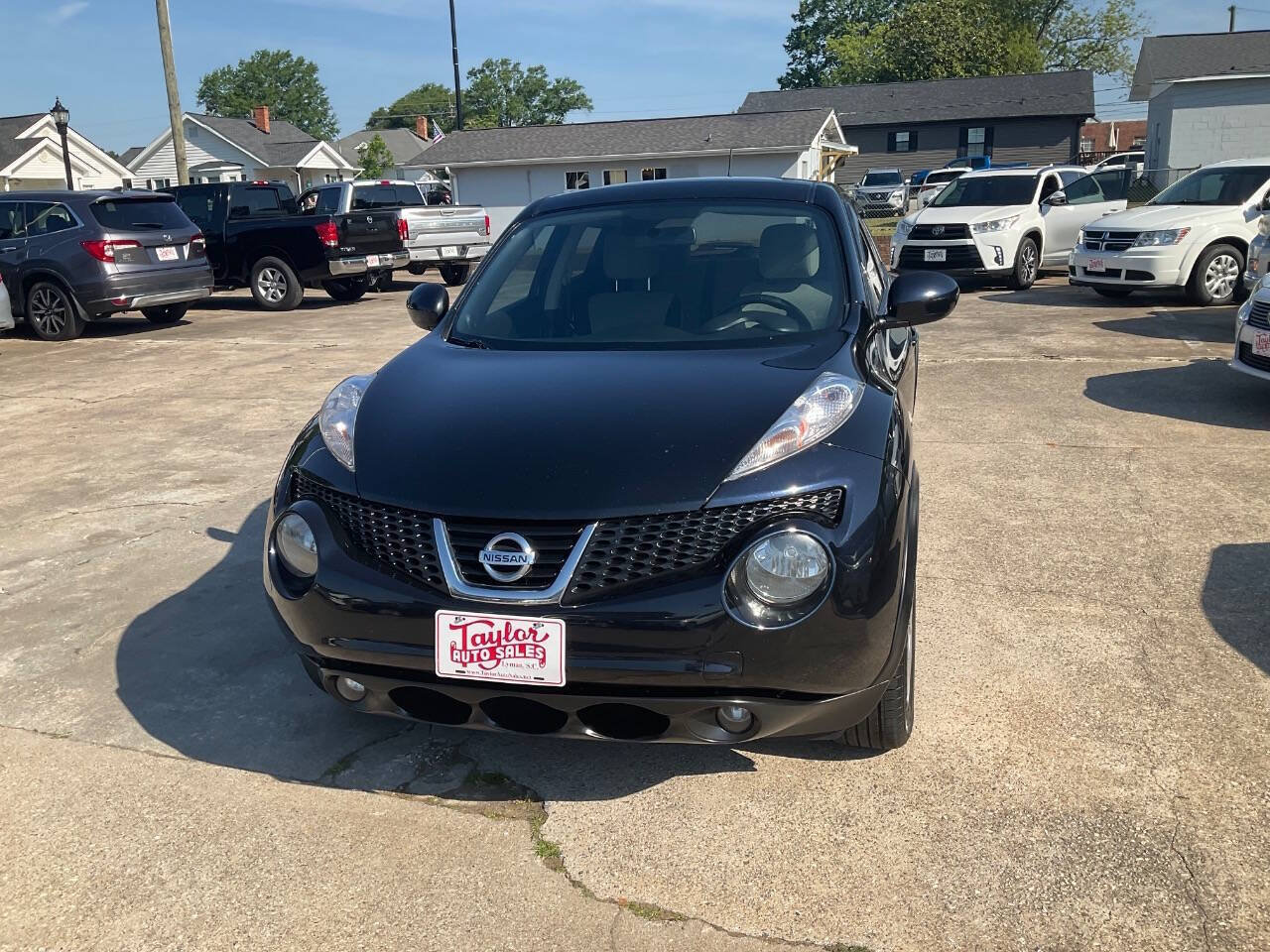Used 2014 Nissan Juke SV FWD image 7