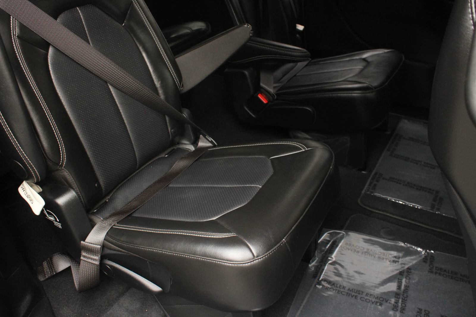 Used 2026 Chrysler Pacifica Select FWD image 22