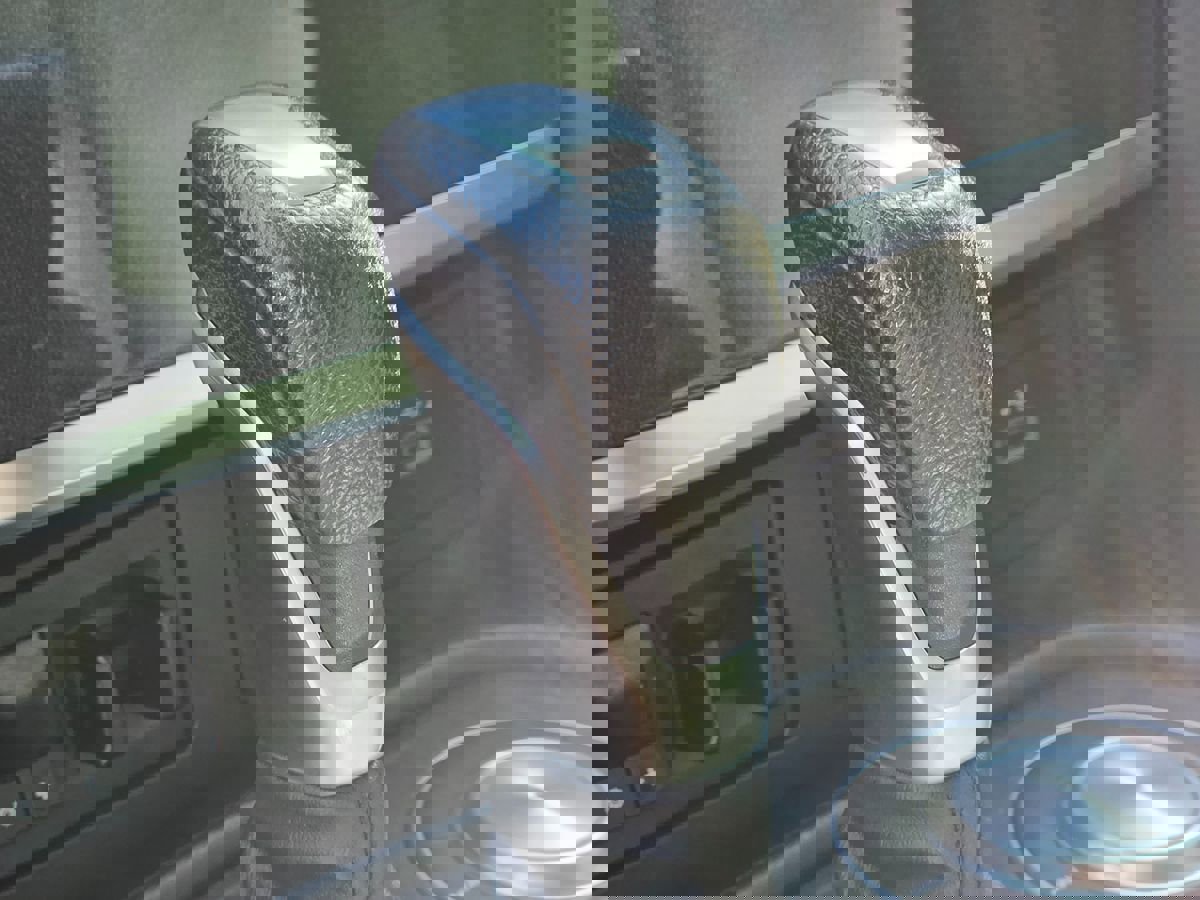 Used 2023 Nissan Armada SV image 37