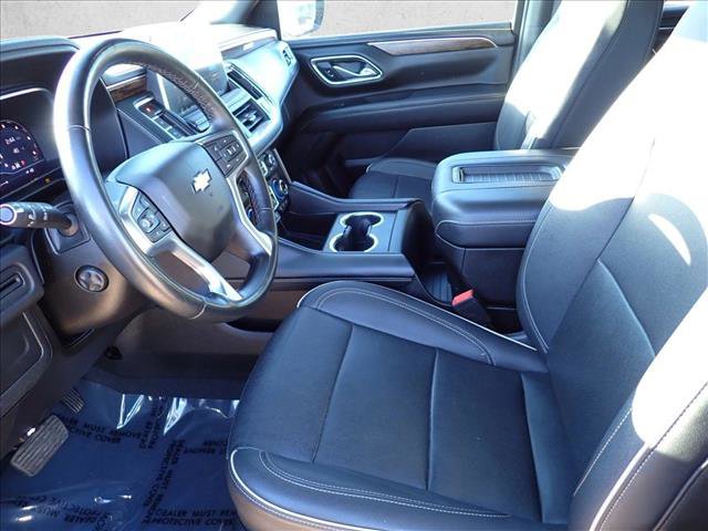 Used 2023 Chevrolet Suburban Premier image 13