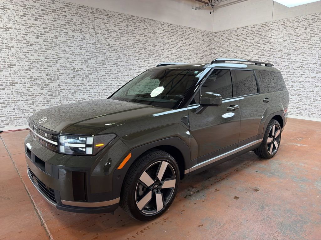 Used 2024 Hyundai Santa Fe Limited image 3