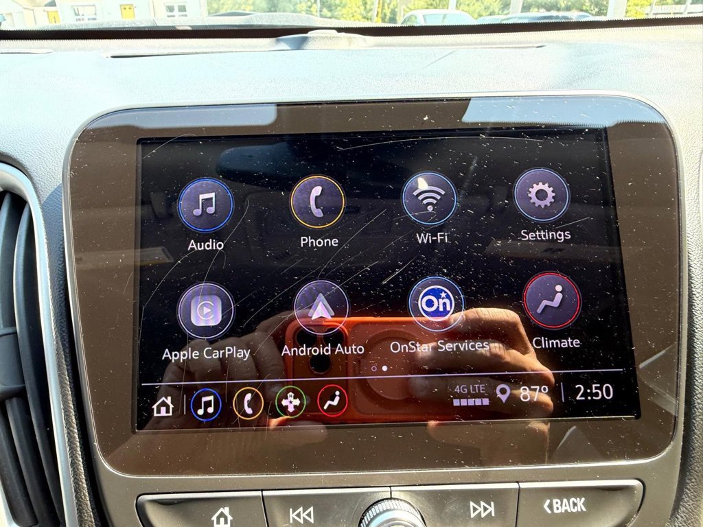 Used 2024 Chevrolet Malibu LT FWD image 38