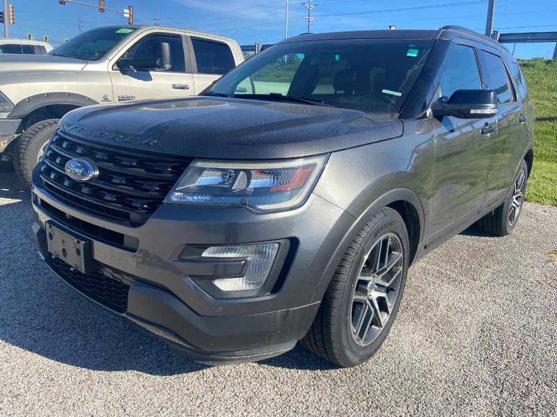 Used 2016 Ford Explorer Sport w/ Equipment Group 401A AWD/4WD image 4