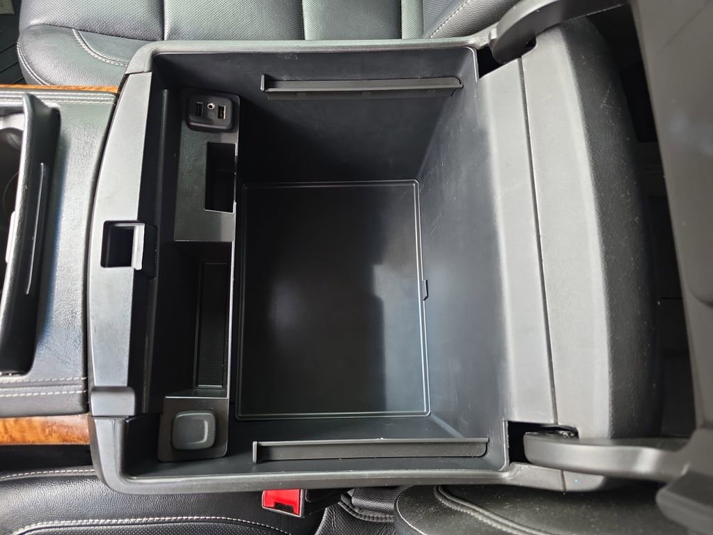 Used 2018 Chevrolet Tahoe Premier image 26