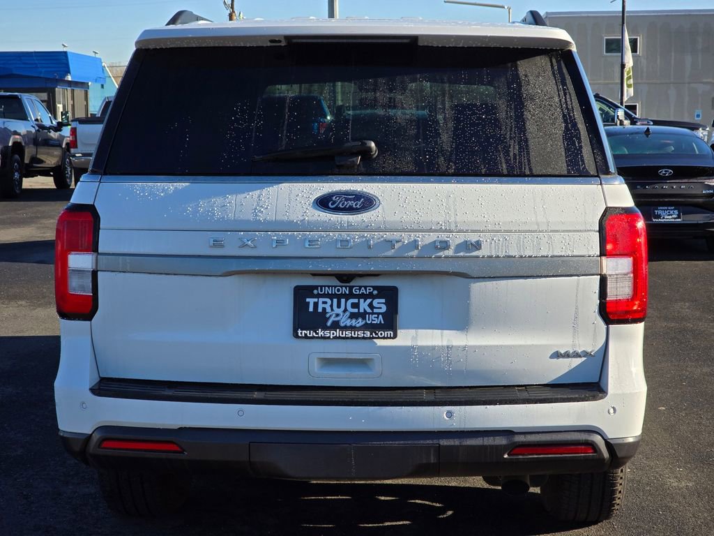 Used 2024 Ford Expedition Max XL image 4