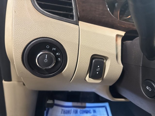 Used 2019 Ford Taurus Limited image 22