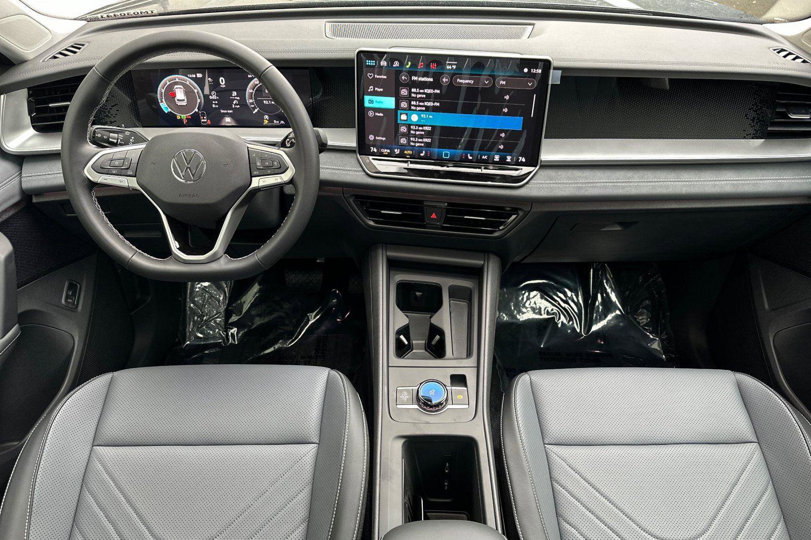 New 2026 Volkswagen Tiguan SE image 12