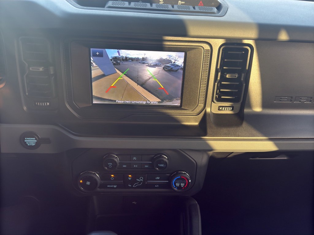 Used 2023 Ford Bronco Big Bend w/ Sasquatch Package image 17