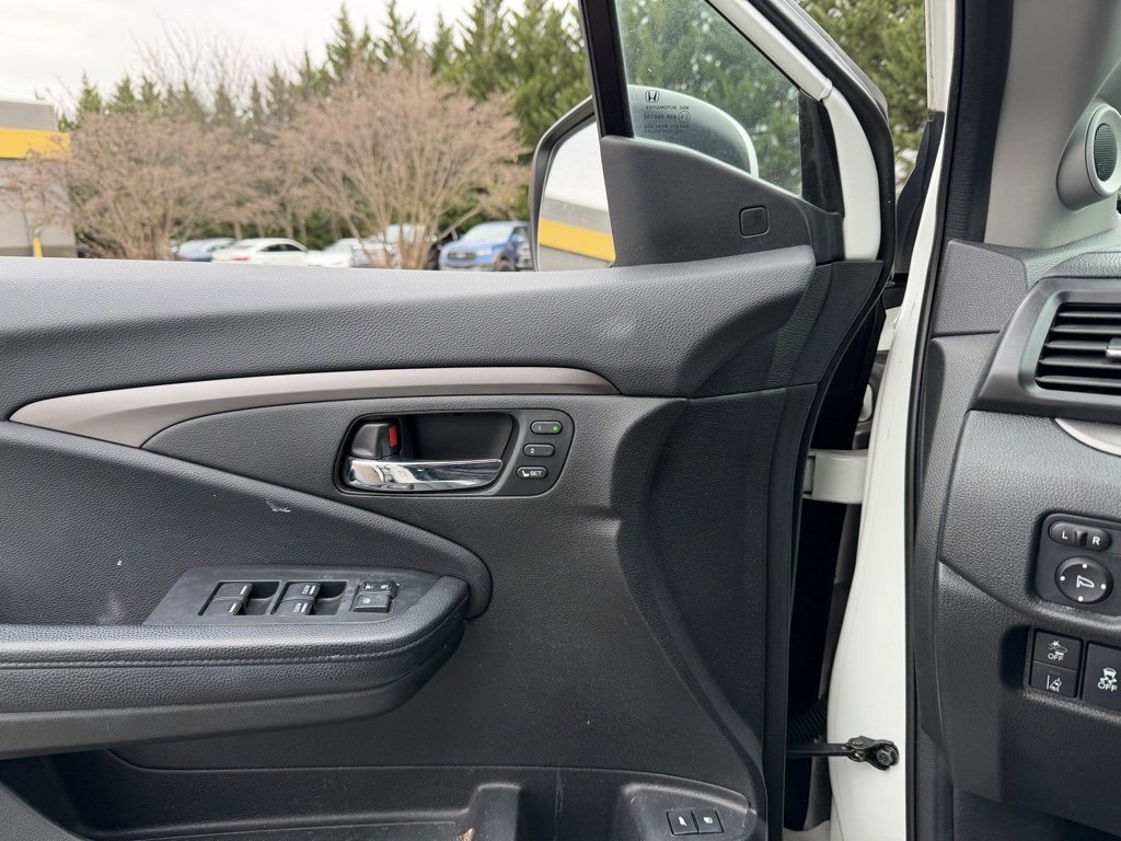 Used 2022 Honda Pilot EX-L image 12
