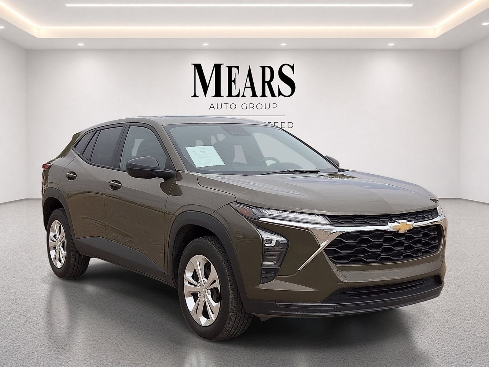 Used 2024 Chevrolet Trax LS FWD image 7
