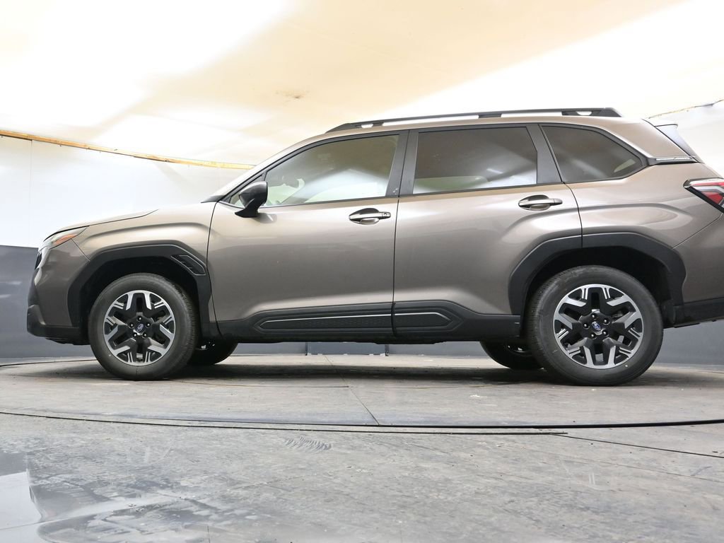 Certified 2025 Subaru Forester Premium image 41