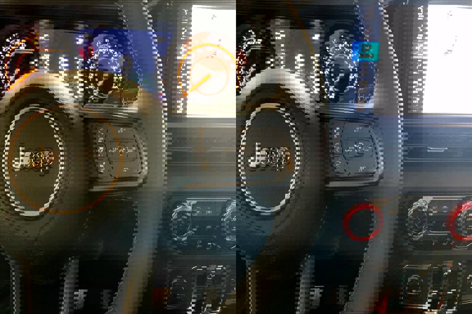 Used 2025 Jeep Gladiator Sport w/ Premium Package image 24