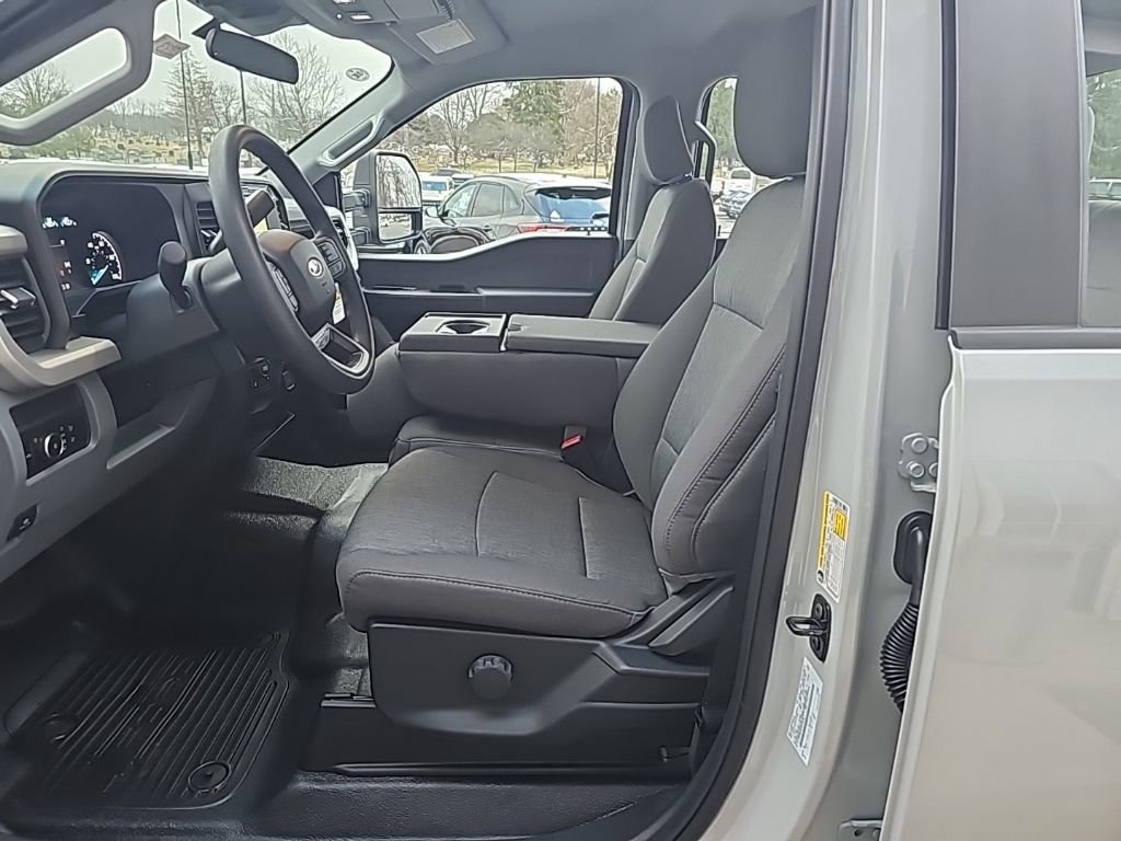 New 2026 Ford F250 XL image 9