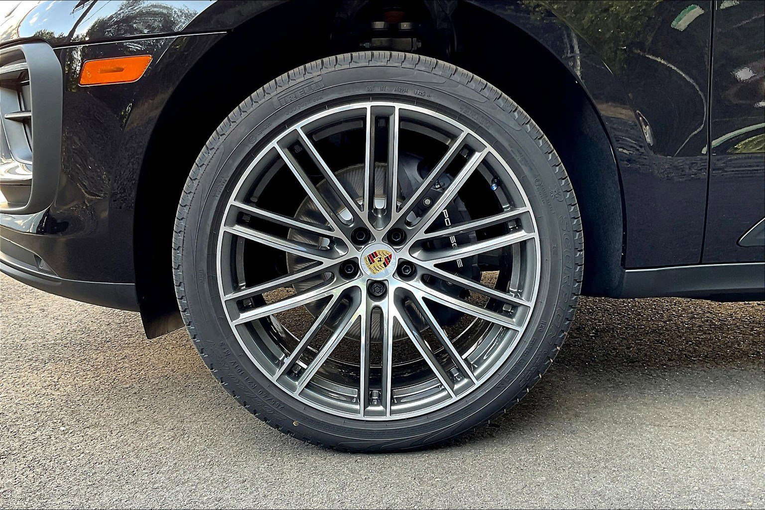 New 2026 Porsche Macan image 13