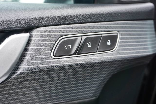 Used 2024 Hyundai Palisade Limited image 16