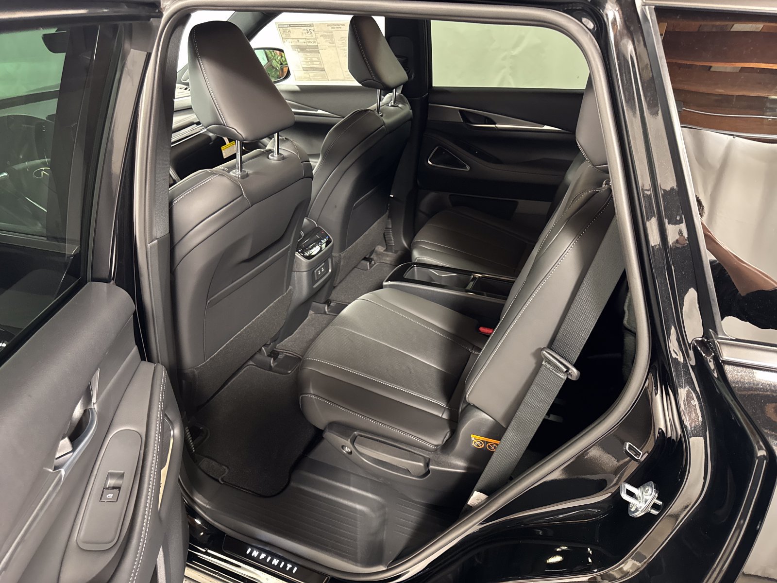 New 2027 INFINITI QX60 Sport w/ Dark Cargo Package AWD/4WD image 5