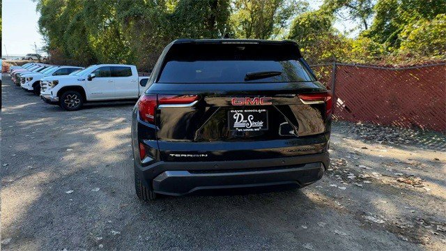 New 2026 GMC Terrain Elevation w/ Technology Package II image 7