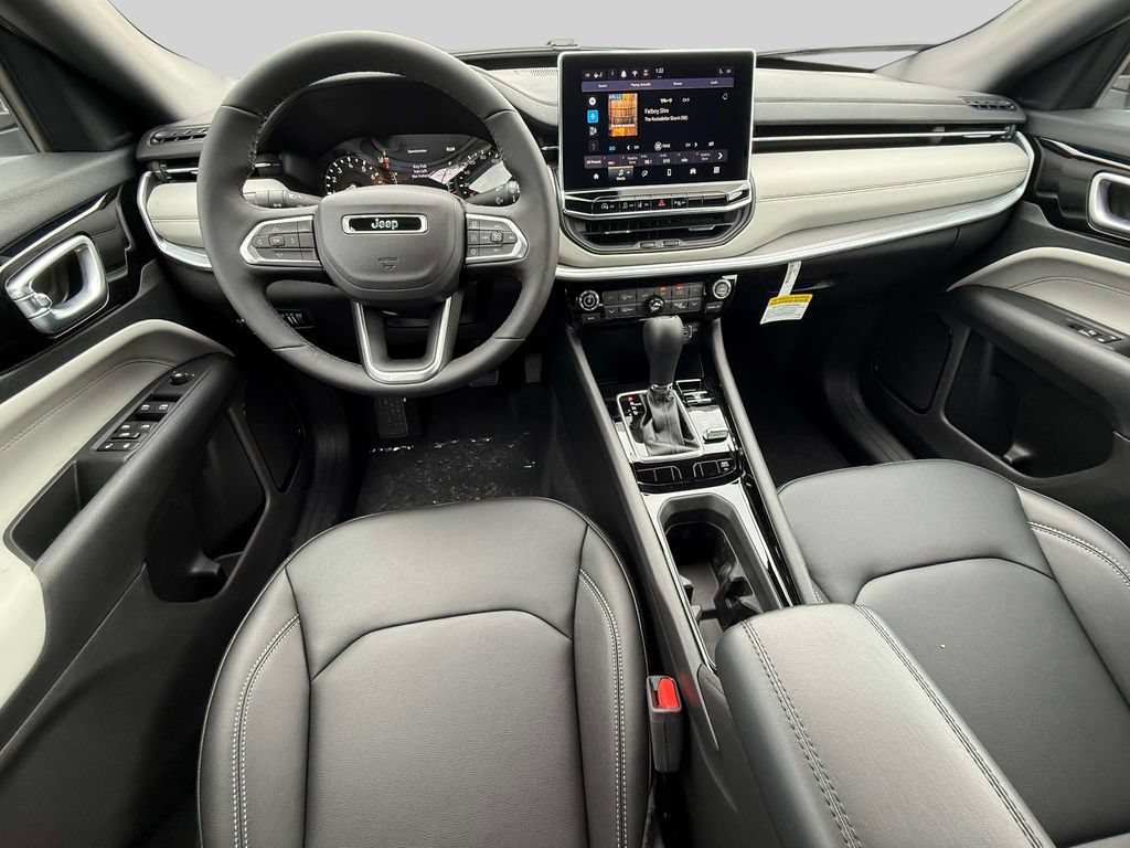 New 2026 Jeep Compass Limited AWD/4WD image 15