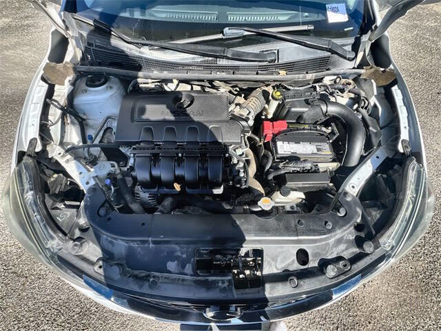 Used 2017 Nissan Sentra S image 27
