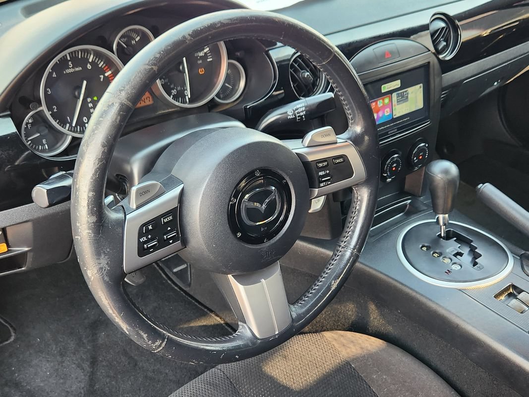 Used 2008 MAZDA MX-5 Miata Sport RWD image 29