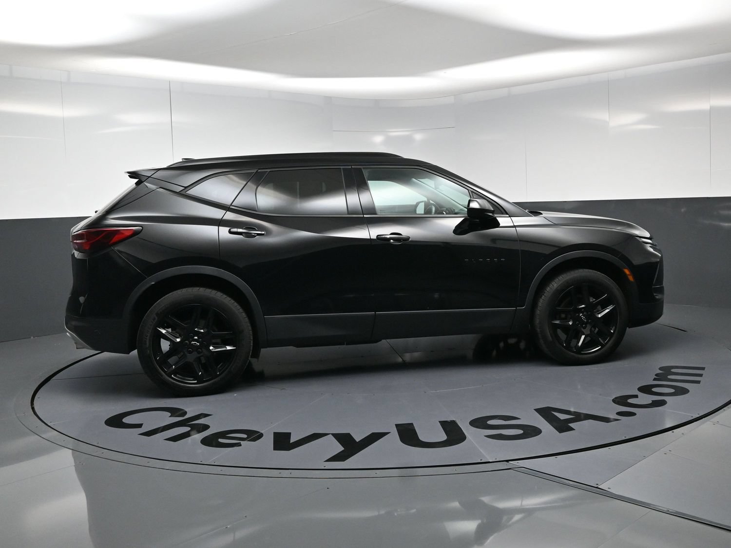 Used 2024 Chevrolet Blazer LT w/ Convenience Package FWD image 10