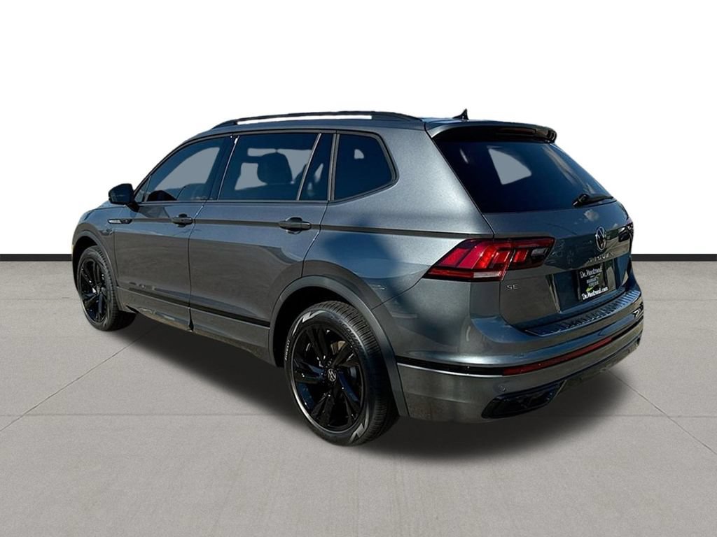 Used 2024 Volkswagen Tiguan SE R-Line FWD image 4