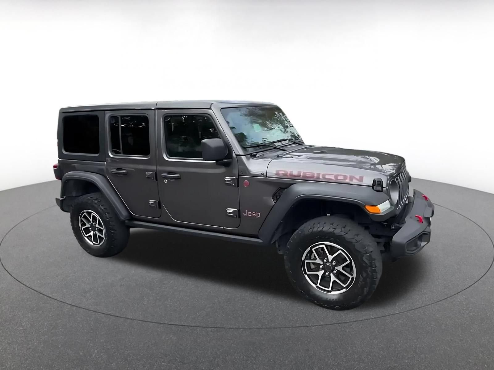 Used 2025 Jeep Wrangler Unlimited Rubicon AWD/4WD image 2