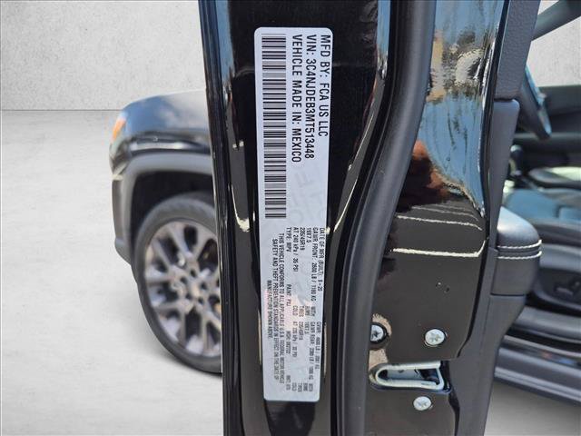 Used 2021 Jeep Compass Latitude w/ Sun and Sound Group AWD/4WD image 26