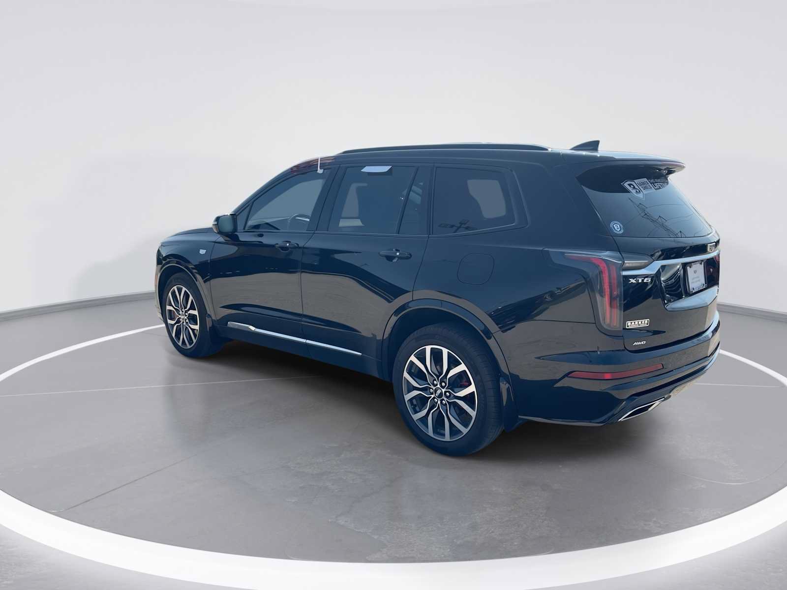 Certified 2023 Cadillac XT6 Sport w/ Technology Package AWD/4WD image 7