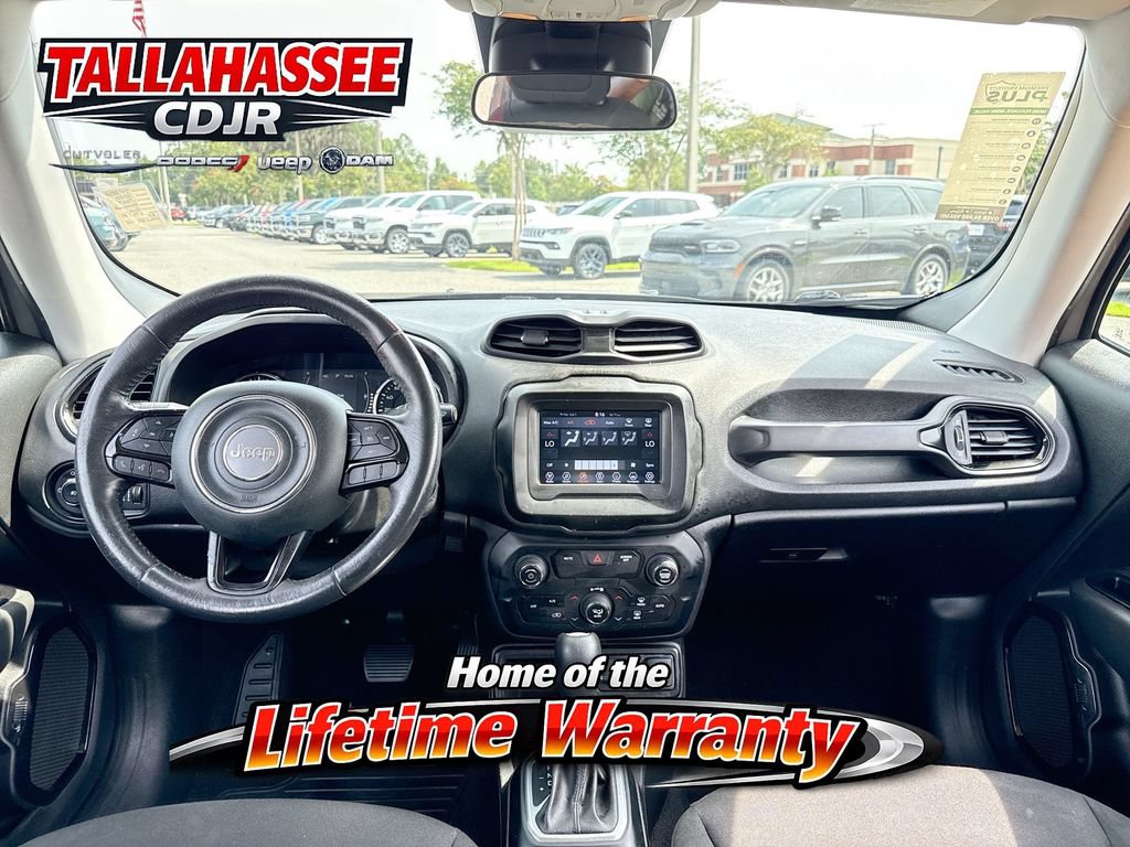 Used 2020 Jeep Renegade Altitude FWD image 25