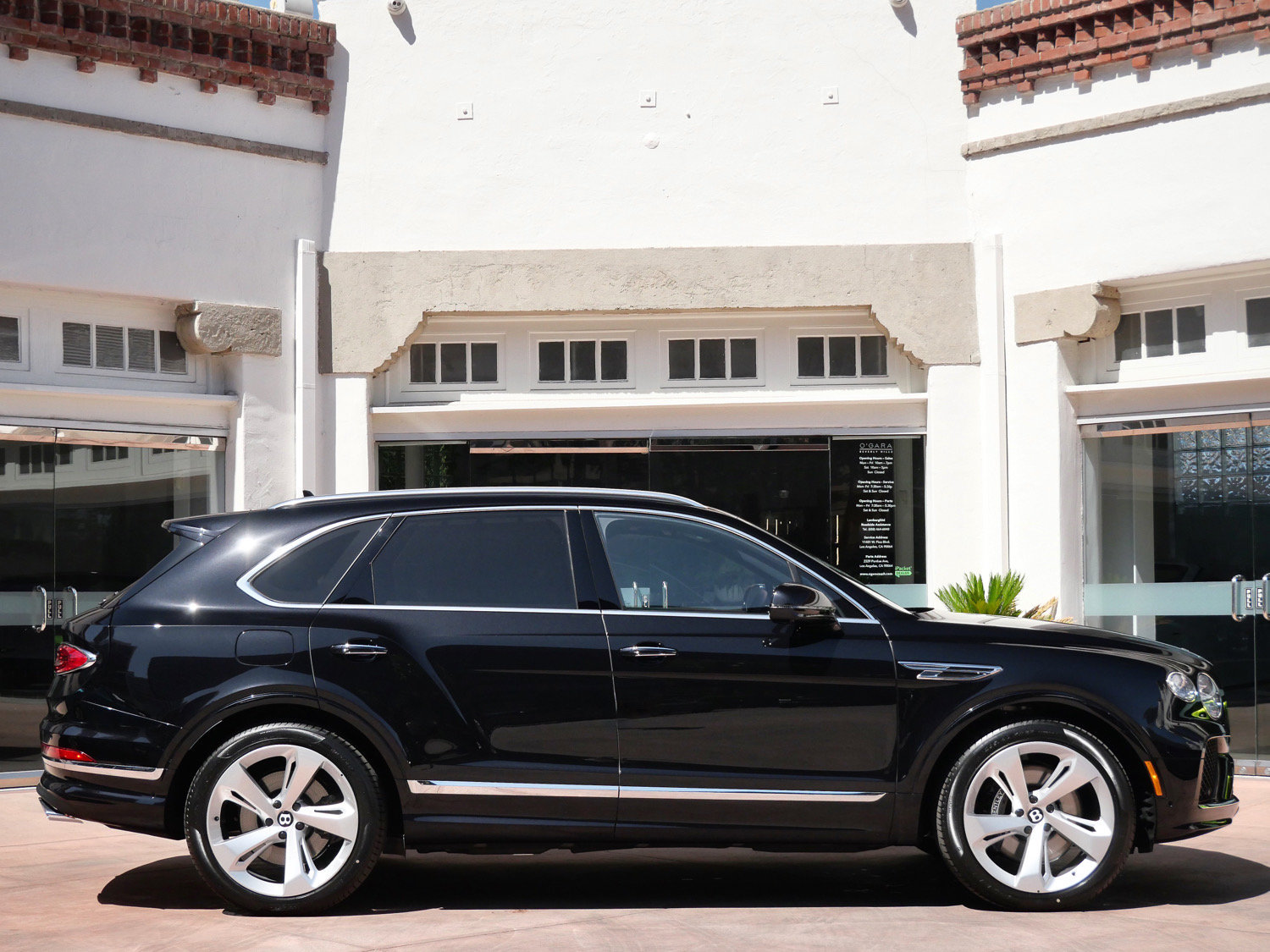 New 2026 Bentley Bentayga AWD/4WD image 5