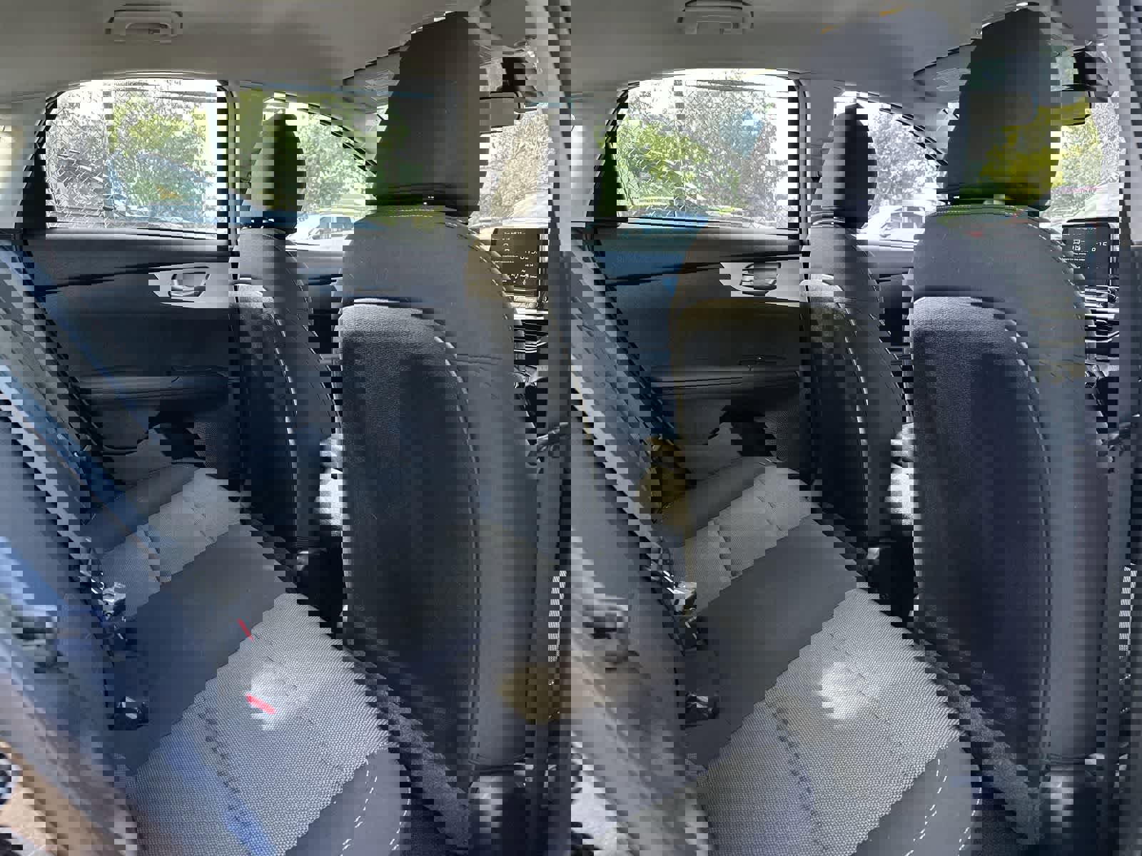 Used 2023 Kia Forte LXS image 18