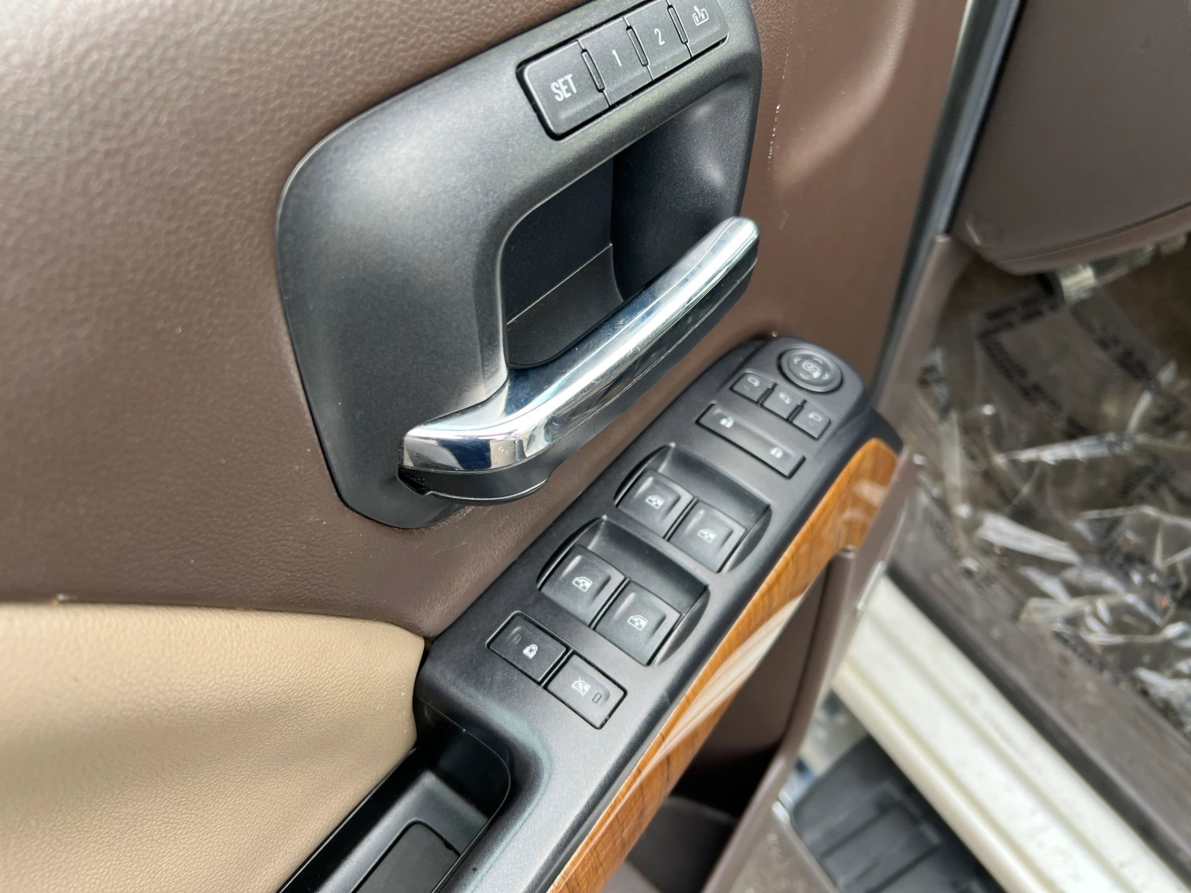 Used 2015 GMC Sierra 1500 SLT w/ SLT Crew Cab Value Package image 11