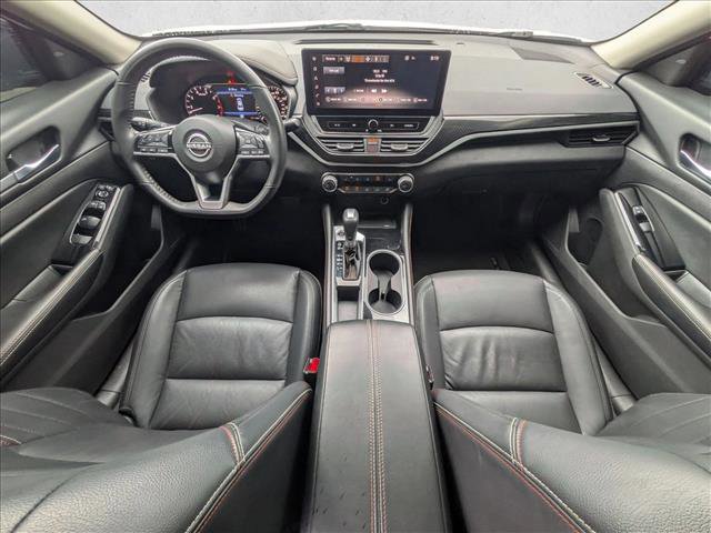 Used 2024 Nissan Altima 2.5 SR w/ SR Premium Package image 18