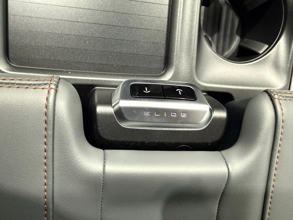 New 2025 Ford Expedition Max Active image 44