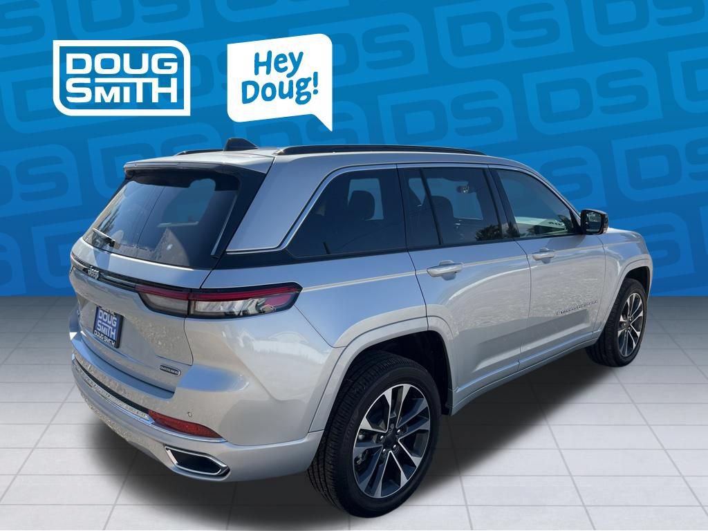 New 2024 Jeep Grand Cherokee Overland AWD/4WD image 4