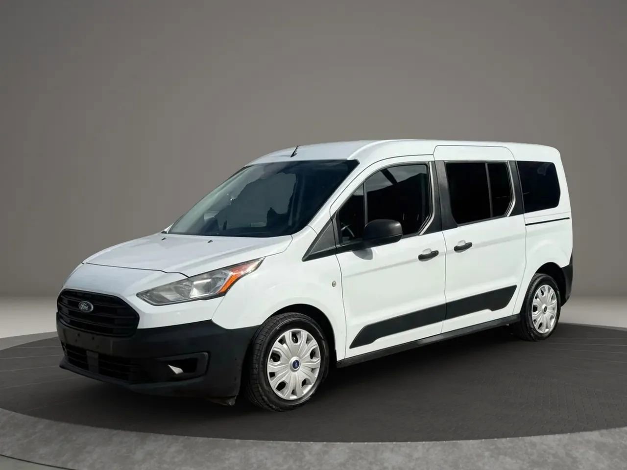 Used 2020 Ford Transit Connect XL image 2