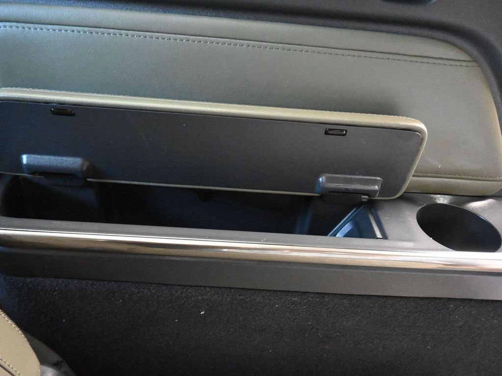 Used 2023 Rivian R1S Launch Edition image 34