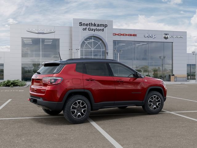 New 2026 Jeep Compass Trailhawk w/ Sun, Sound & Navigation Group image 4