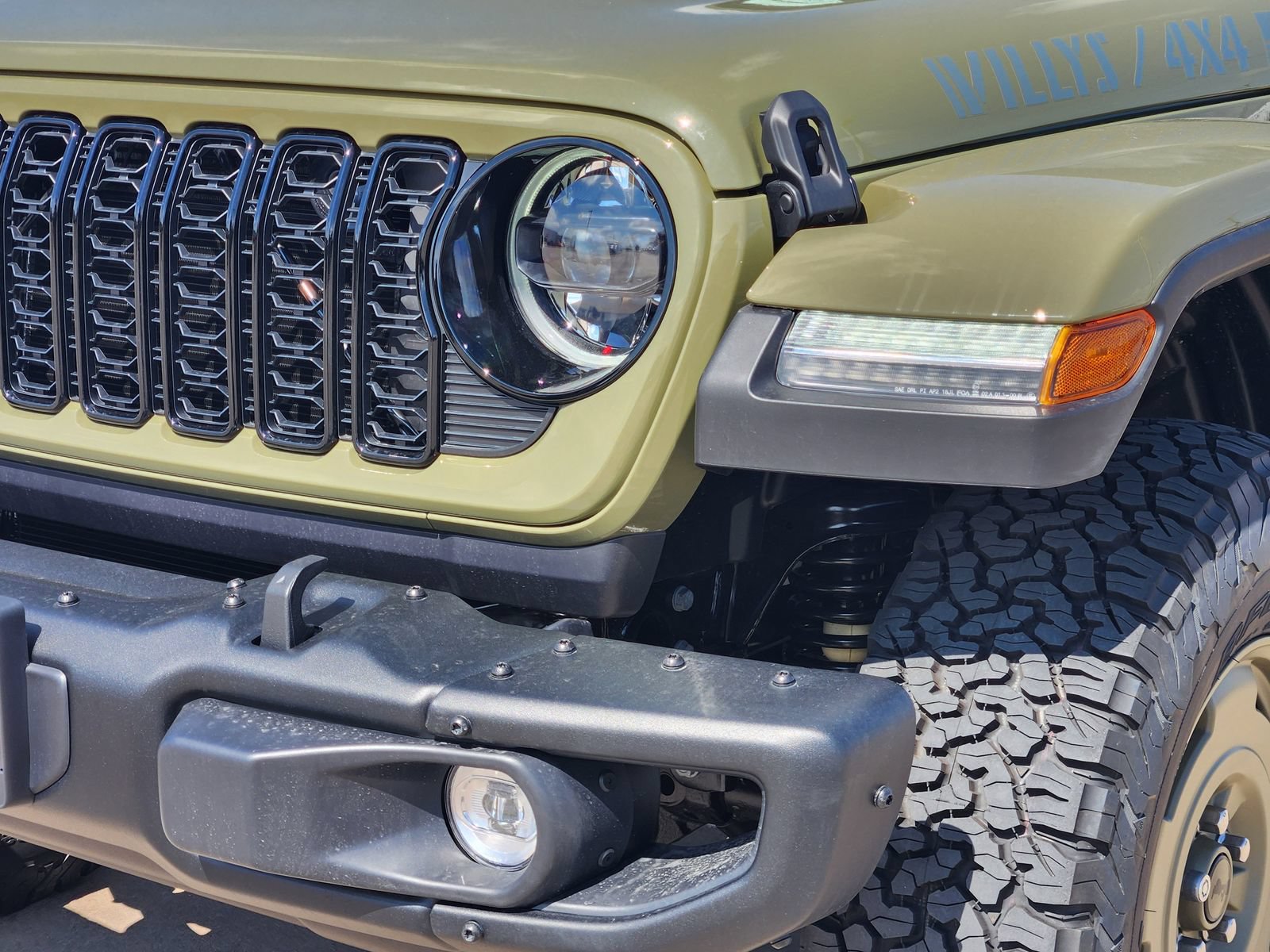 New 2026 Jeep Wrangler Unlimited Sport AWD/4WD image 9
