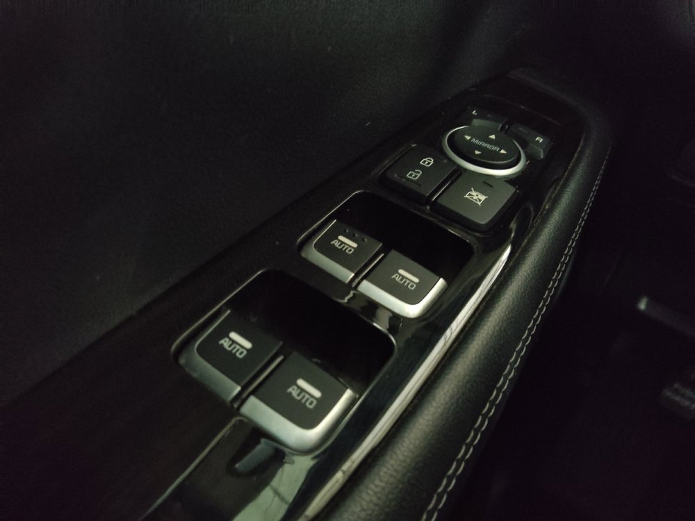 Used 2020 Kia Sorento LX AWD/4WD image 27