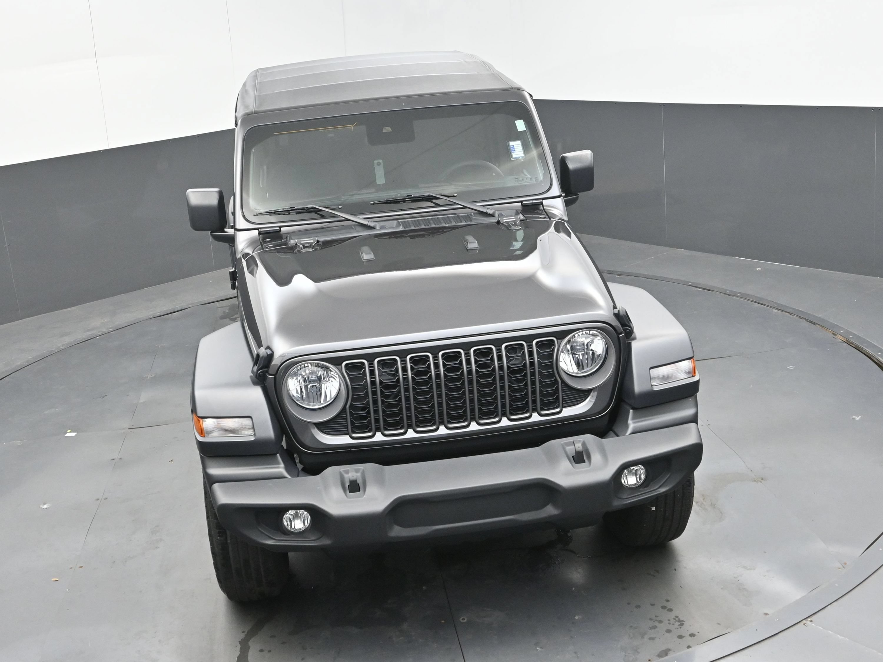 Used 2025 Jeep Wrangler Unlimited Sport AWD/4WD image 25