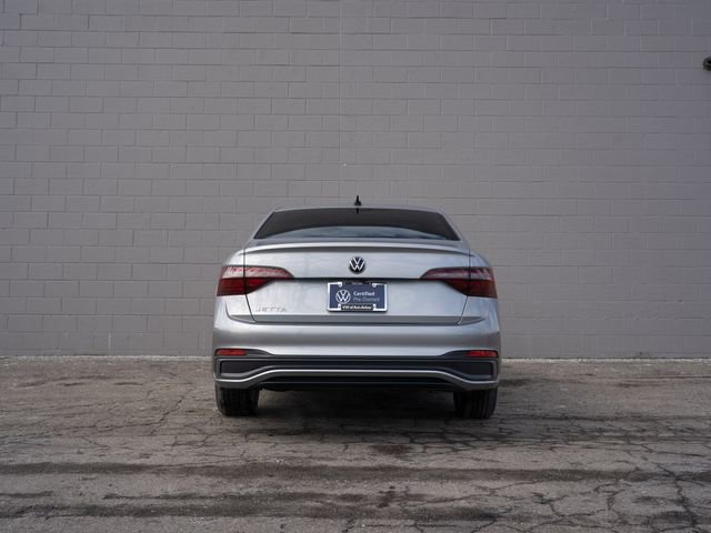 Certified 2022 Volkswagen Jetta Sport image 6
