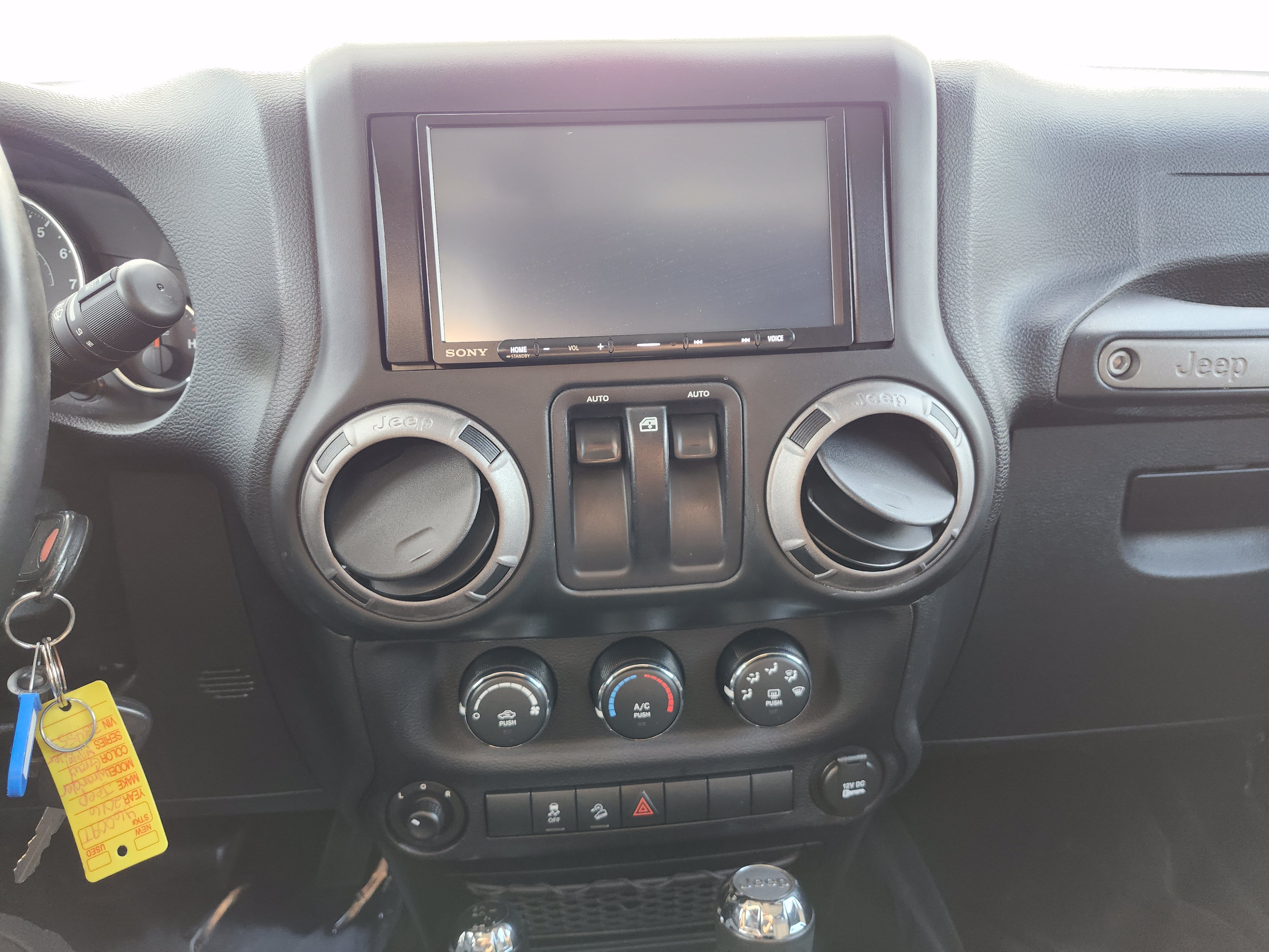 Used 2016 Jeep Wrangler Sport AWD/4WD image 26